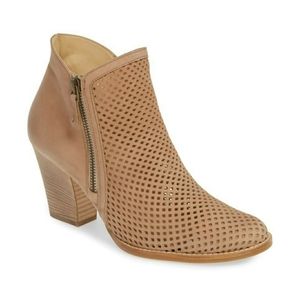 Paul Green Perforated Bonzai Bootie Size 10.5 NWT